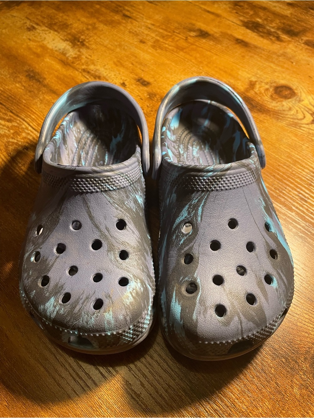 CROCS Kids Slip-On Clog in shades of Blue Marble Accent